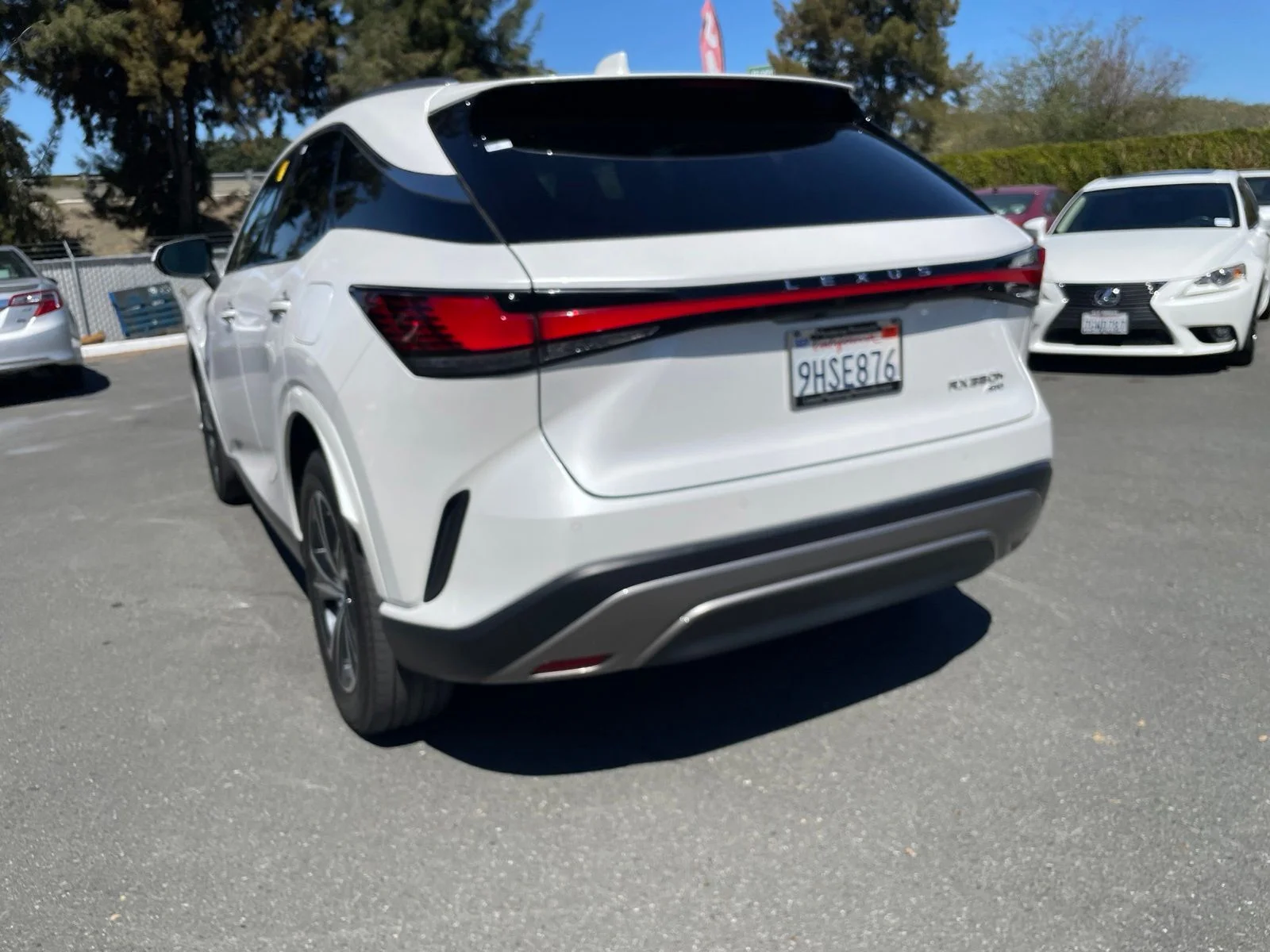 Used 2023 White Pearl Lexus 350h Premium image 9