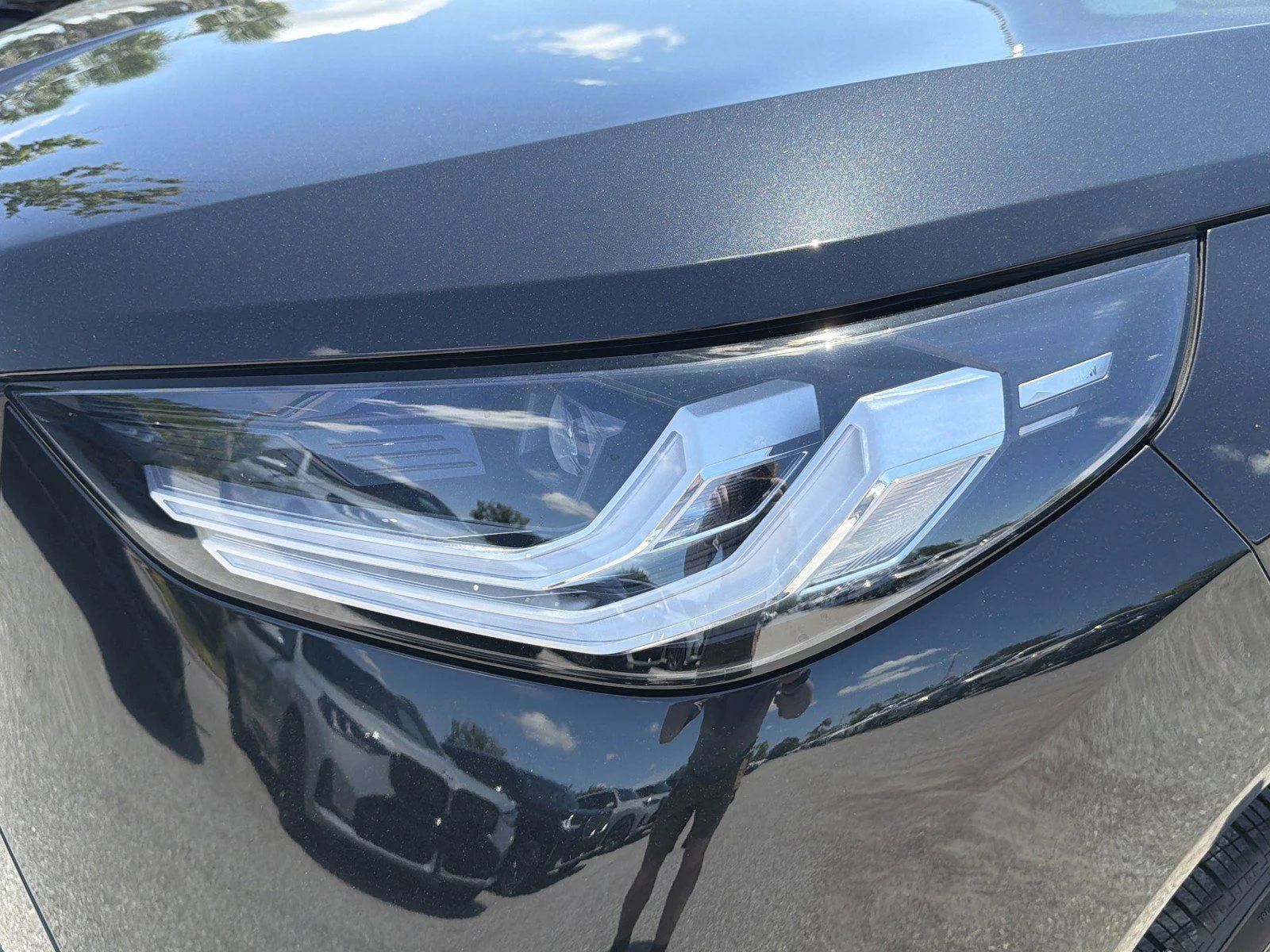 New 2025 Black Sapphire Metallic BMW 30 xDrive image 9
