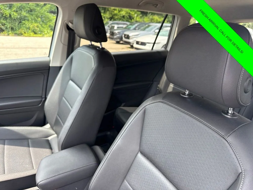 Used 2019 White Volkswagen 2.0T SE image 16