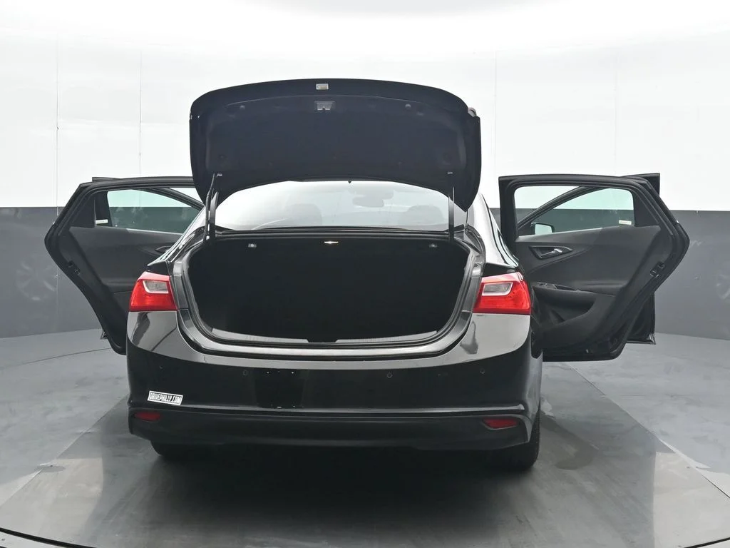 Used 2025 Black Chevrolet LT image 35