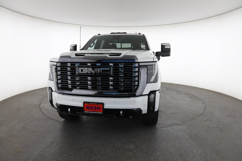 Used 2024 Summit White GMC Denali Ultimate image 4