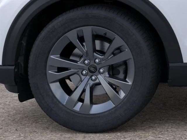 New 2026 Star White Metallic Tri-Coat Ford Active image 44
