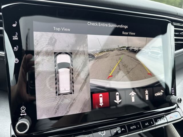 New 2026 White Jeep Limited Reserve image 31