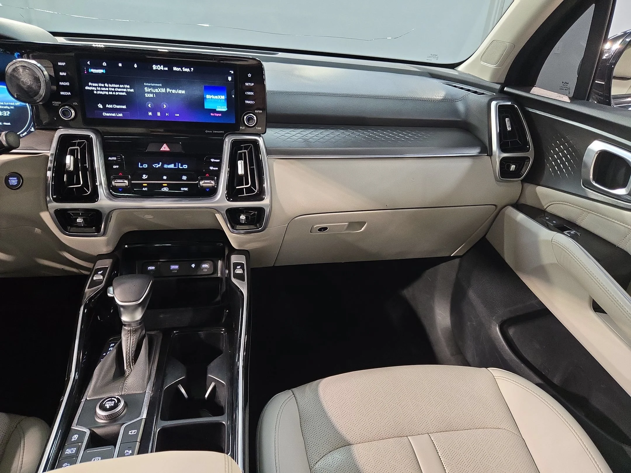 Used 2023 Gravity Grey Kia SX image 11