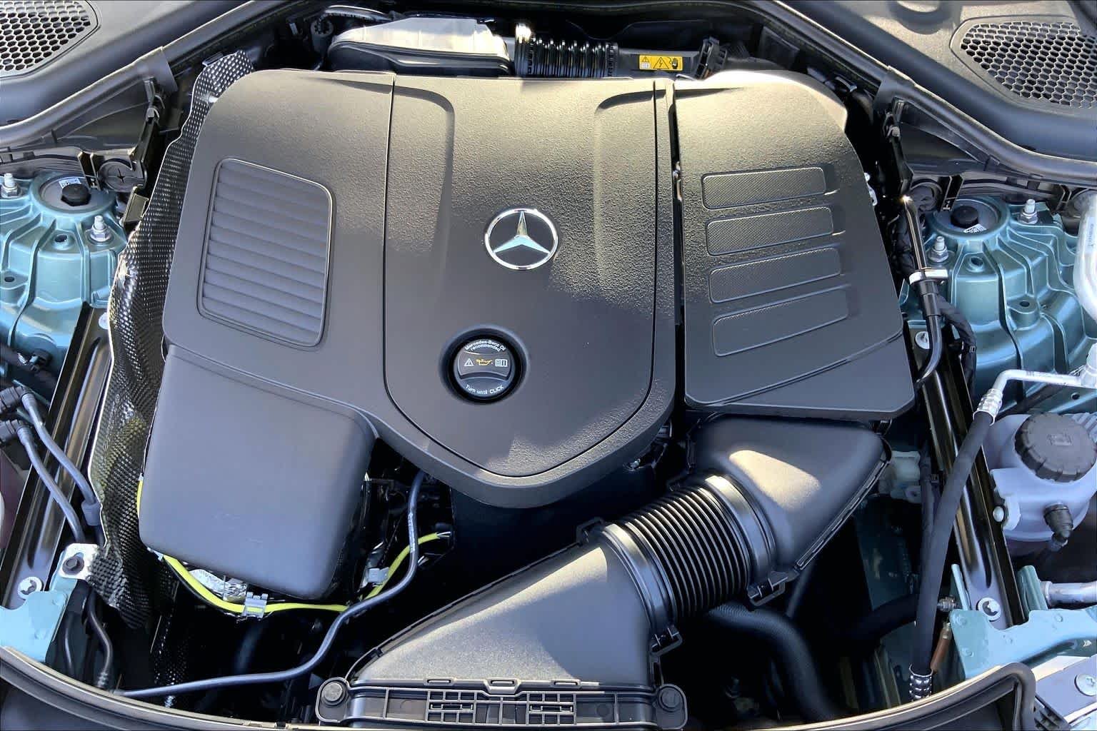 New 2026 Verde Silver Metallic Mercedes-Benz E 350 image 17