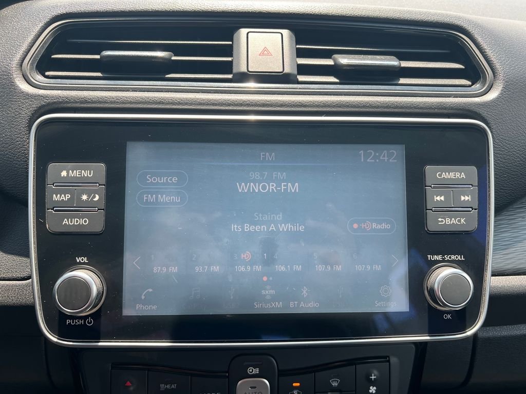 Used 2020 Blue Nissan SV Plus image 29