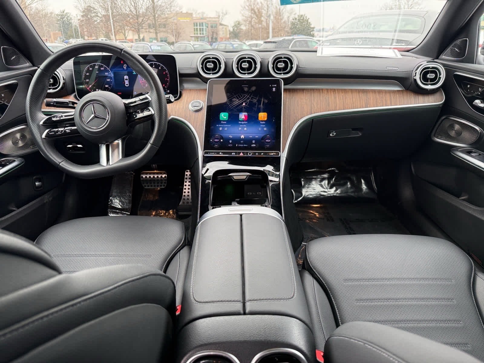 2025 Mercedes-Benz C-Class Sedan C 300 - Photo 13
