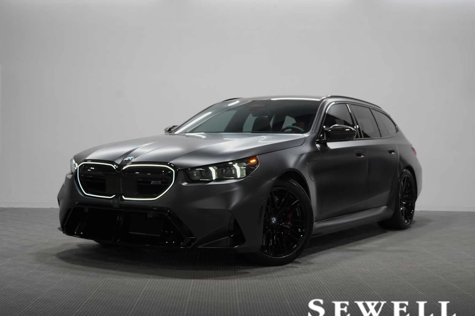 2026 BMW M5 M5 Touring's photo