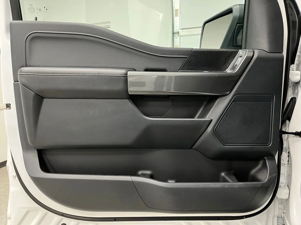 Used 2023 White Ford XLT image 23