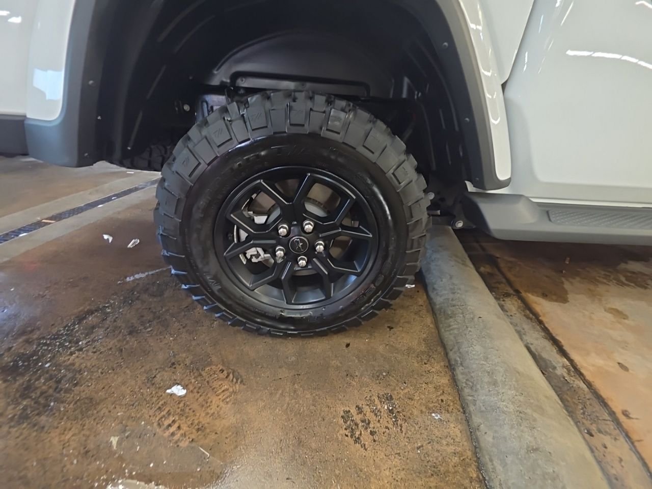 2025 Jeep Gladiator High Tide - Photo 9