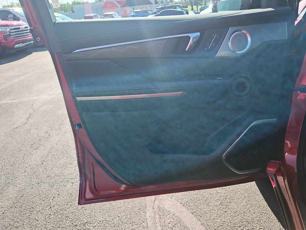 New 2026 Cherry Red Tintcoat Buick Avenir image 12