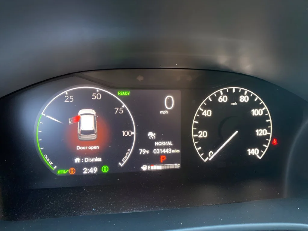 Used 2025  Honda Sport-L image 17
