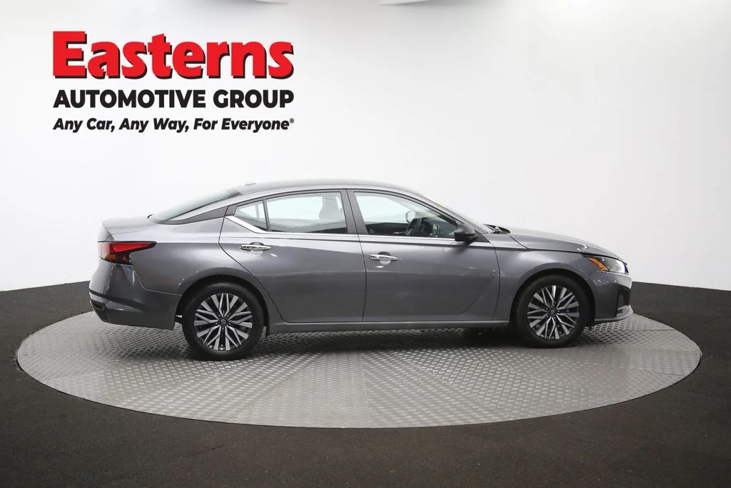 Used 2025 Gray Nissan 2.5 SV image 43