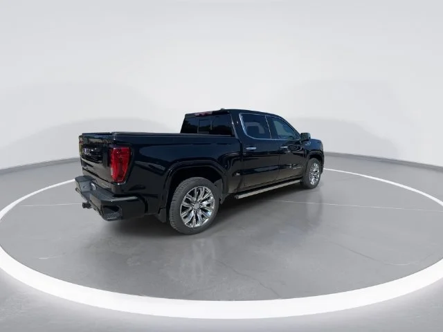 Used 2024 Black GMC Denali image 7