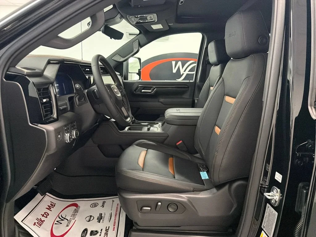 New 2026 Onyx Black GMC AT4 image 9