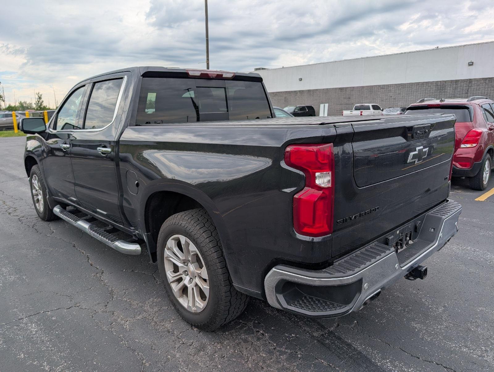 Used 2022 Dark Ash Metallic Chevrolet LTZ image 5