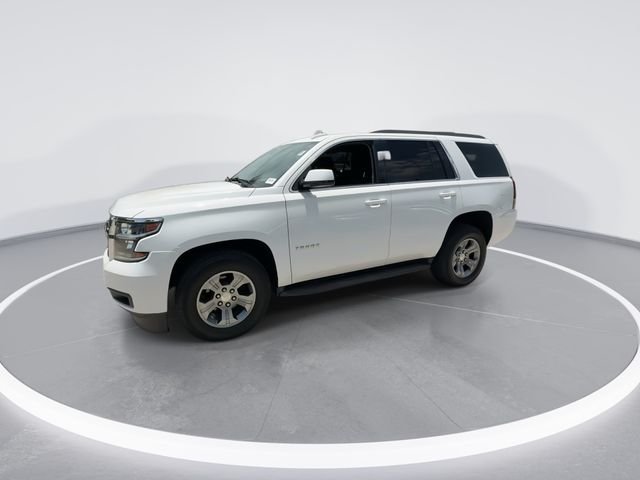 Used 2020 White Chevrolet LS image 4