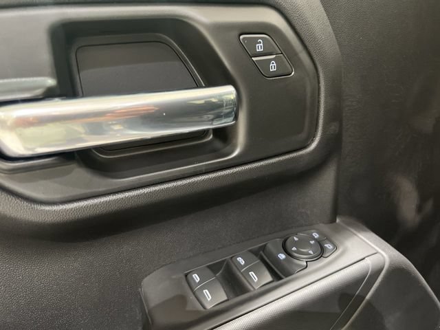2025 Chevrolet Silverado 1500 Custom - Photo 21