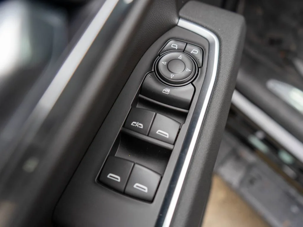 New 2026 Onyx Black GMC Elevation image 16
