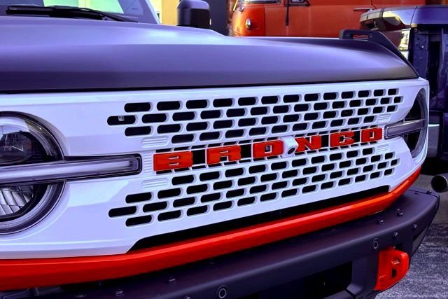 New 2025 Oxford White Ford Stroppe Edition image 4