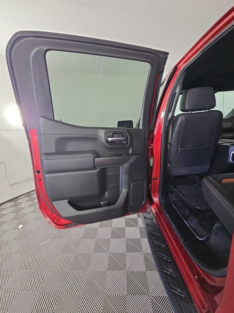 Used 2022 Red GMC AT4 image 20