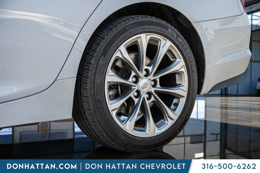 Used 2023 White Cadillac Premium Luxury image 38