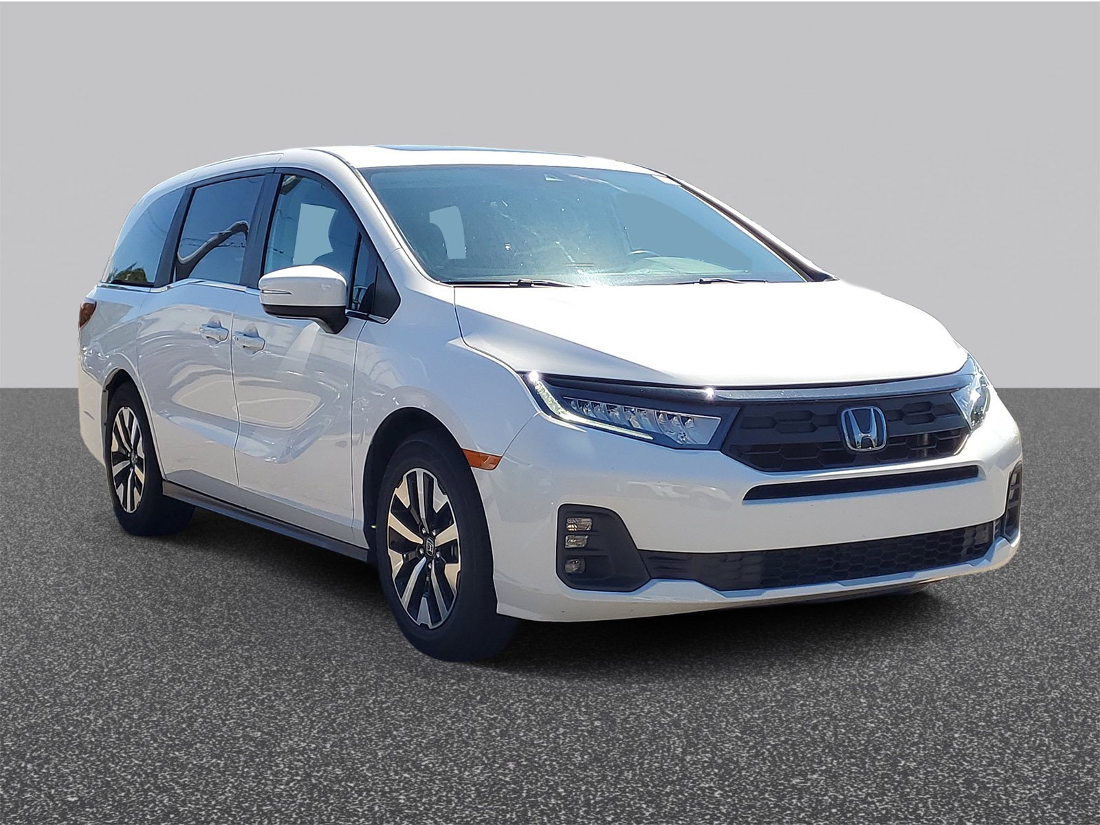 Certified Used 2025 Platinum White Pearl Honda EX-L image 40