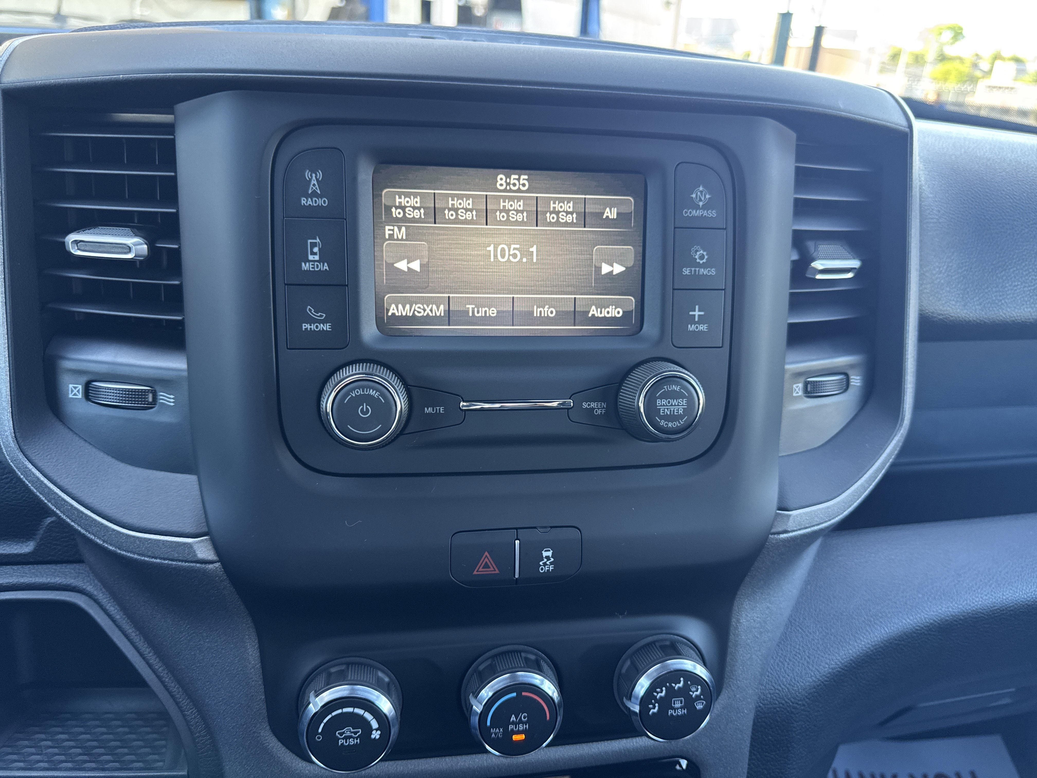 2024 RAM Ram 2500 Pickup Tradesman - Photo 26
