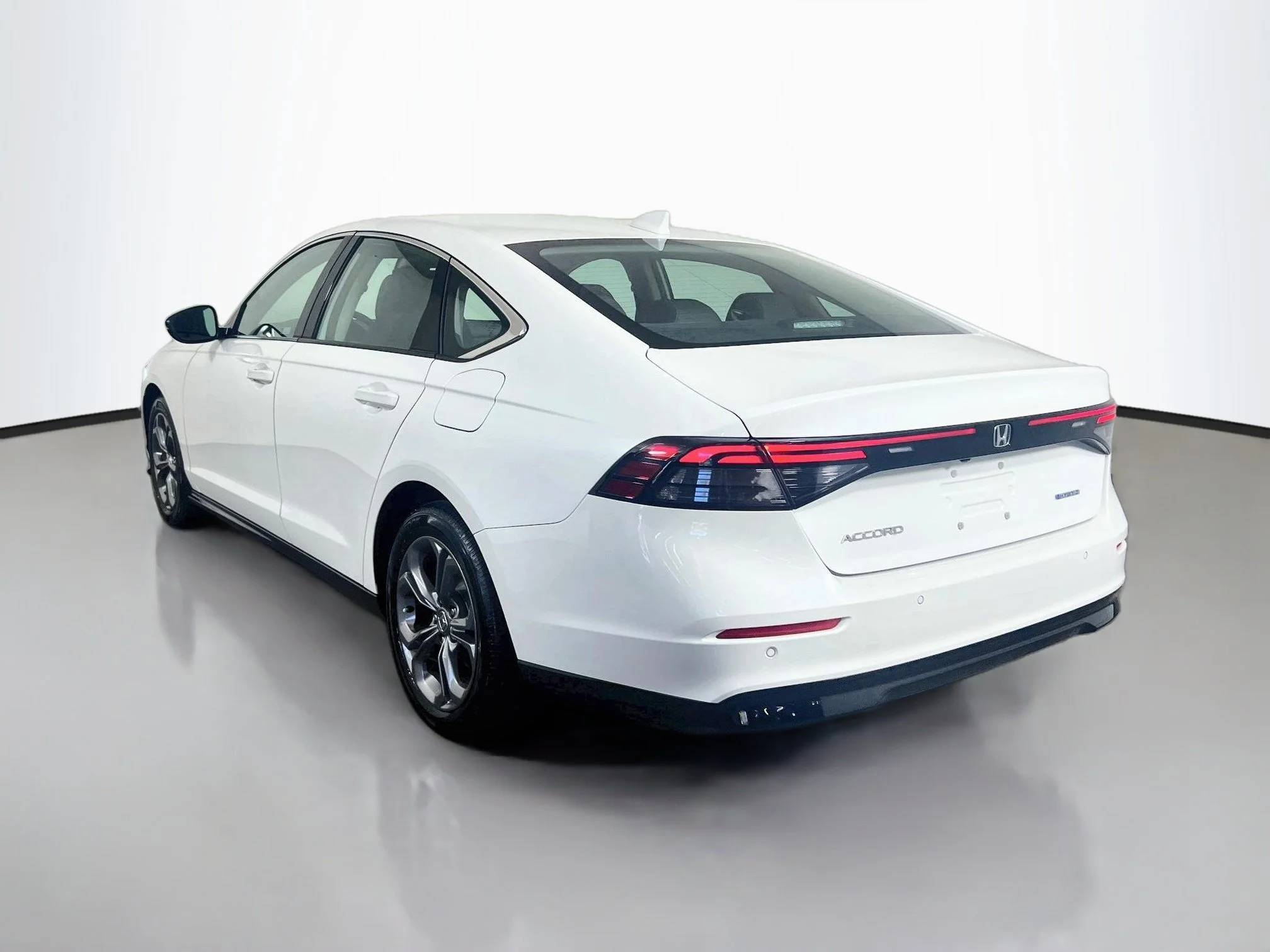 Used 2023 Platinum White Pearl Honda HYBRID EX-L BD image 6