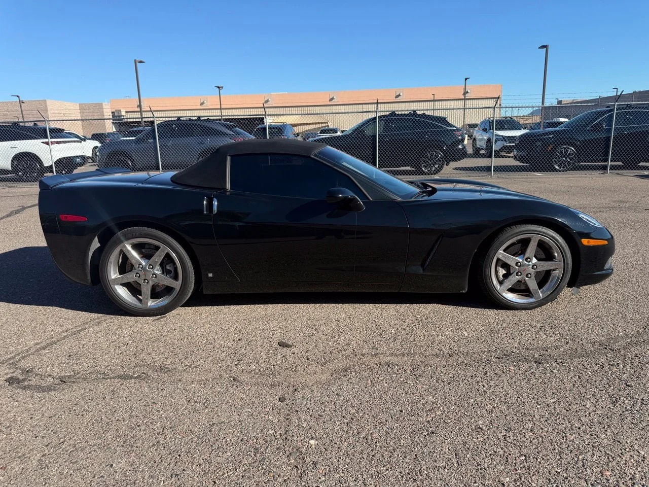 Used 2008 Black Chevrolet 3 LT image 3