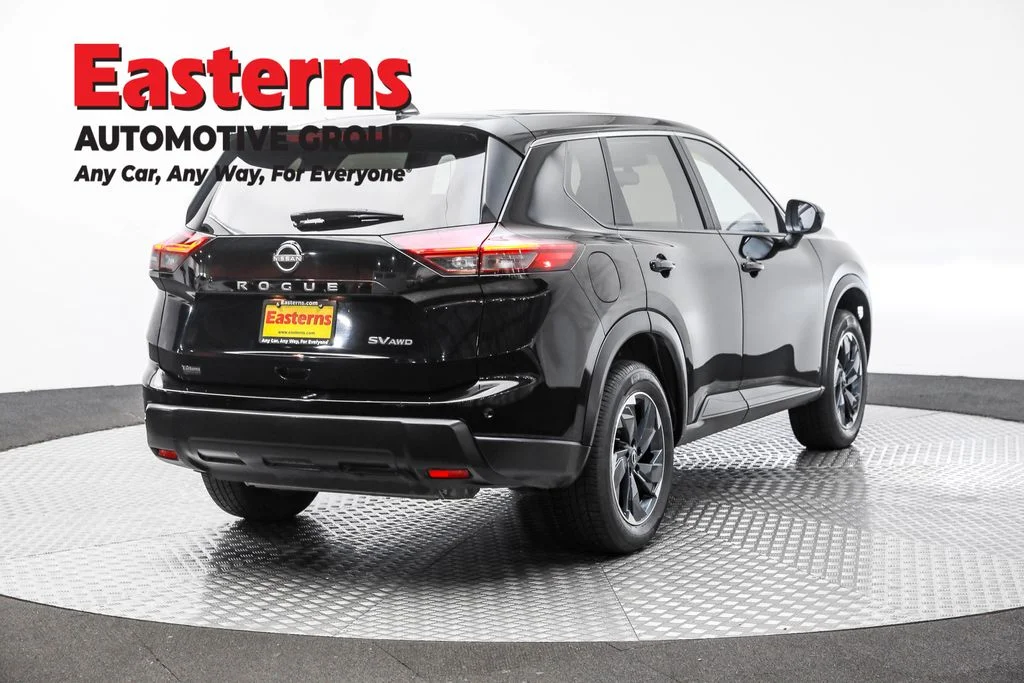 Used 2024 Black Nissan SV image 5