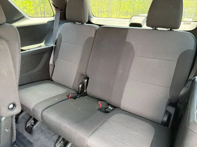 Used 2022 White Chevrolet LT image 27