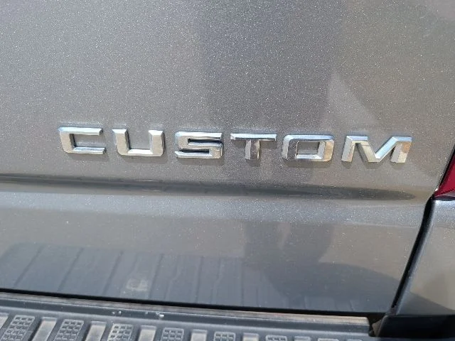 Used 2023 Gray Chevrolet Custom image 11