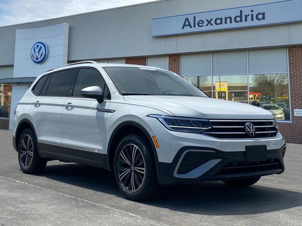 2024 Volkswagen Tiguan 2.0T Wolfsburg Edition's photo