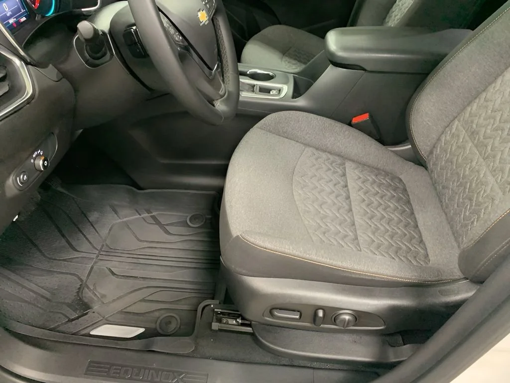 2023 Chevrolet Equinox LT - Photo 22