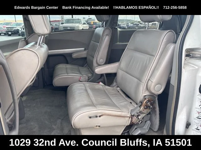 Used 2007 White Nissan 3.5 SL image 11