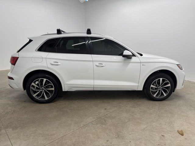 Used 2022 White Audi 45 S line Premium image 4