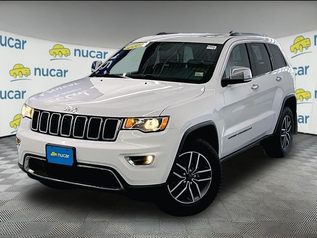 Used 2022 Bright White Clearcoat Jeep Limited image 3