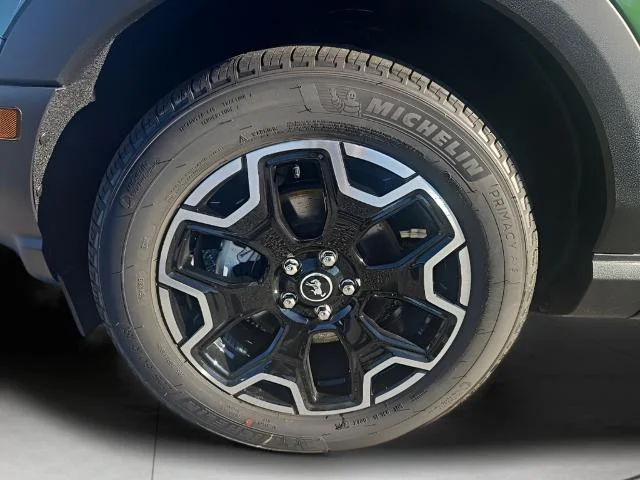 New 2025 Eruption Green Metallic Ford Outer Banks® image 35