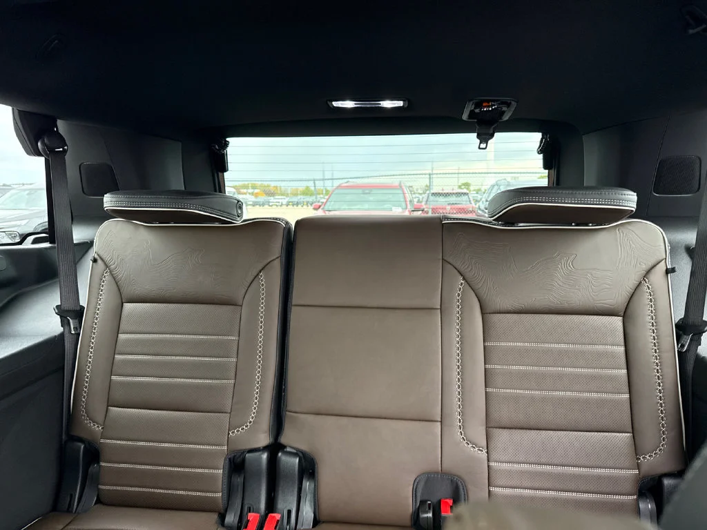 2026 GMC Yukon Denali Ultimate - Photo 34