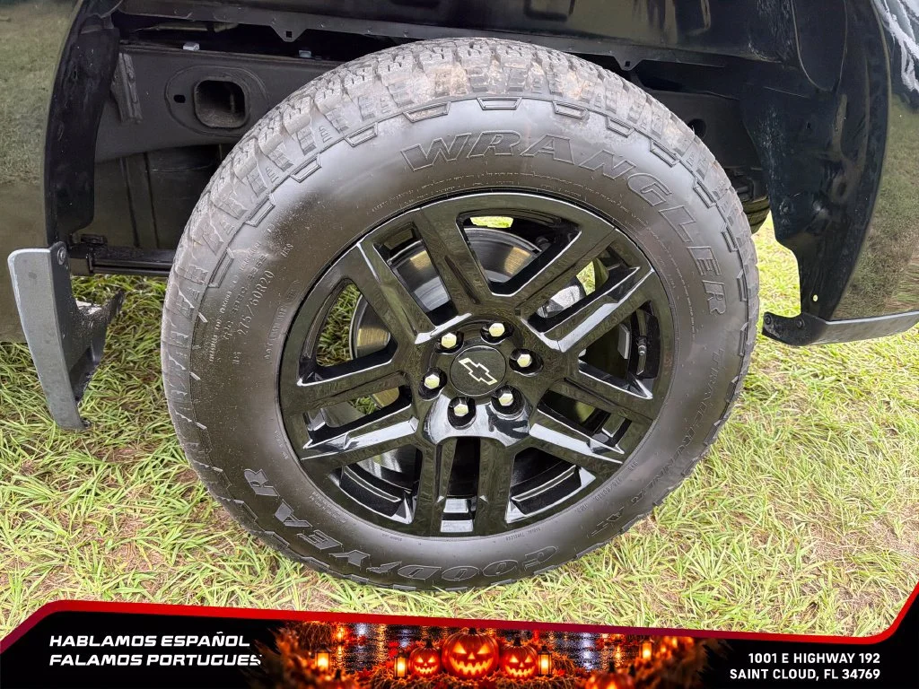 Used 2026 Black Chevrolet RST image 11