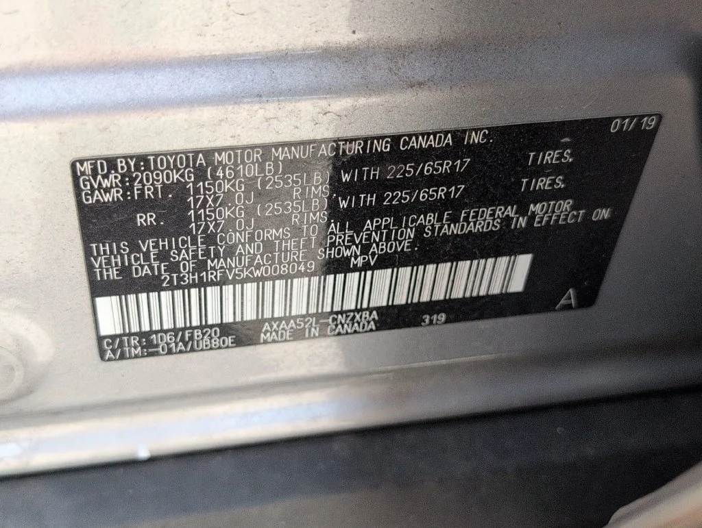 Used 2019 Silver Toyota LE image 32