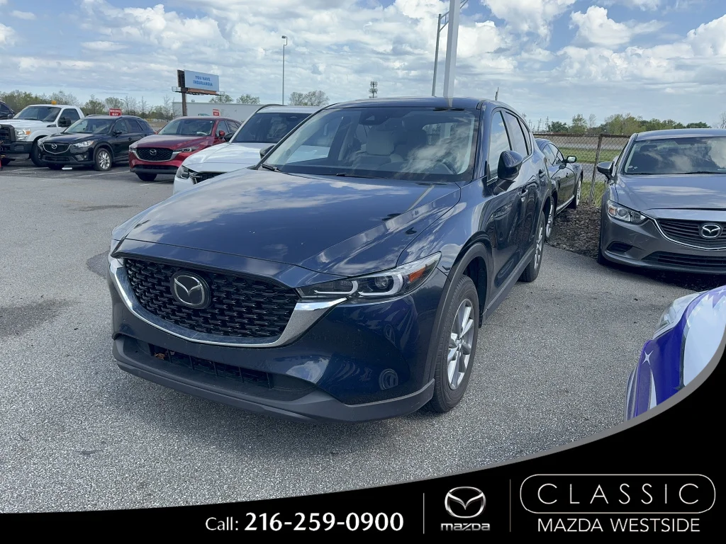 2023 Mazda CX-5 S Preferred package Auto AWD's photo