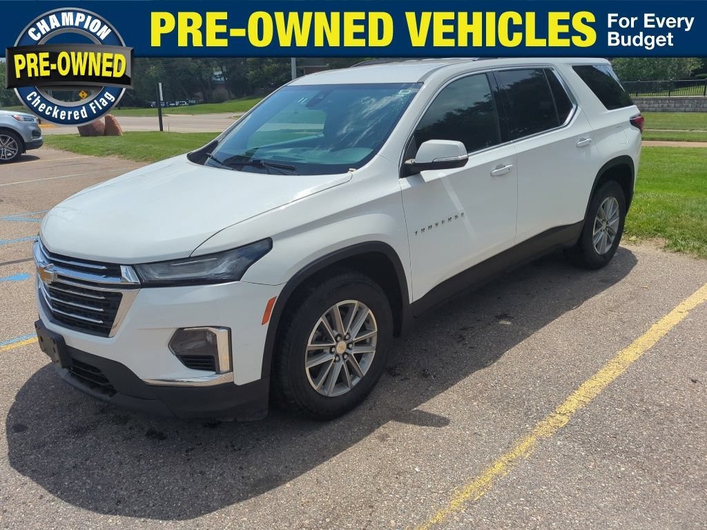 Used 2023 Summit White Chevrolet LT Cloth image 1