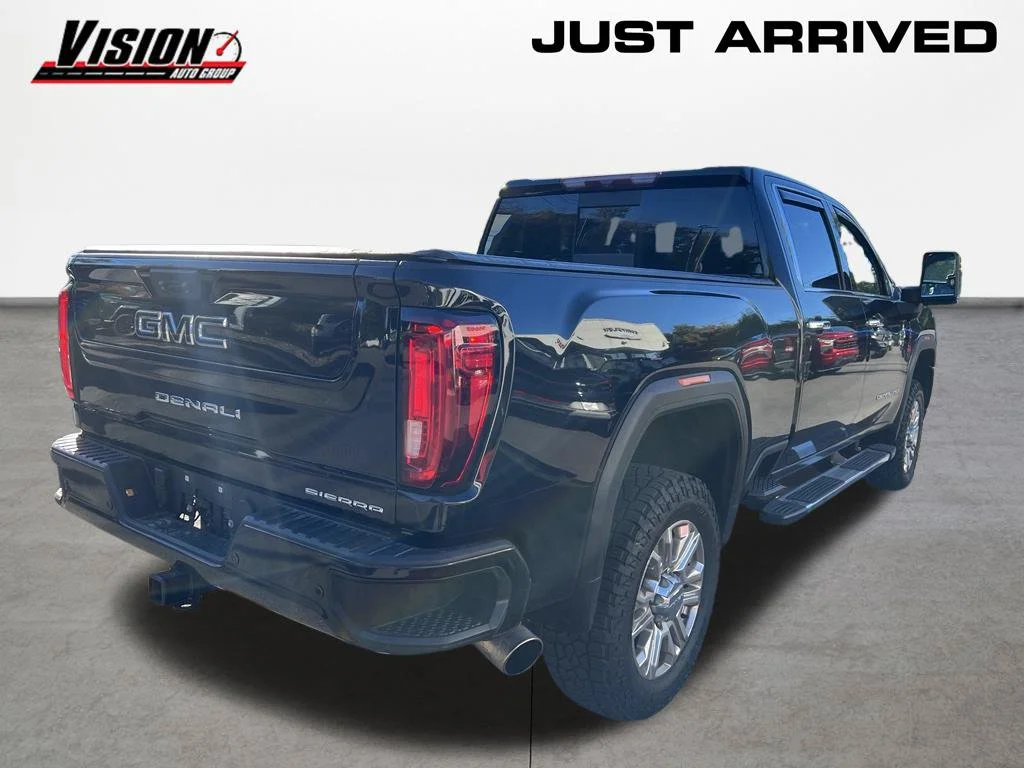 Used 2022 Black GMC Denali image 5