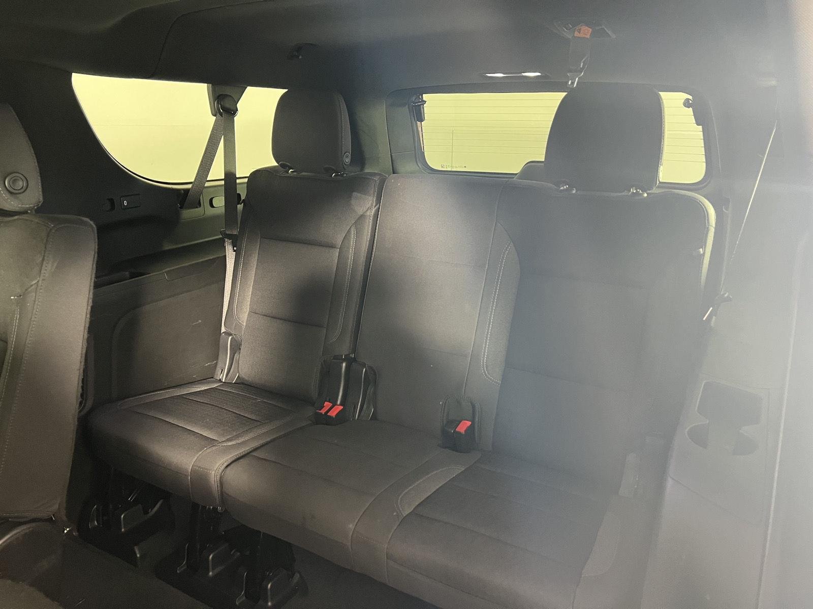 Used 2022 Onyx Black GMC SLE image 22