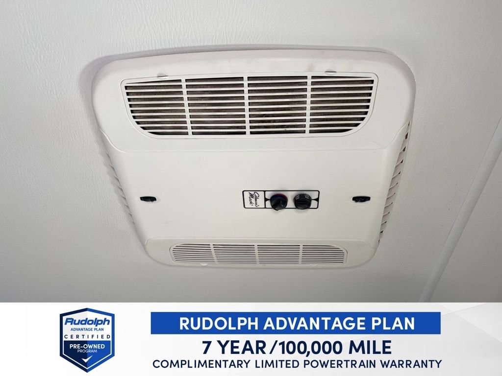 2022 Ford E-Series Cutaway Base - Photo 27