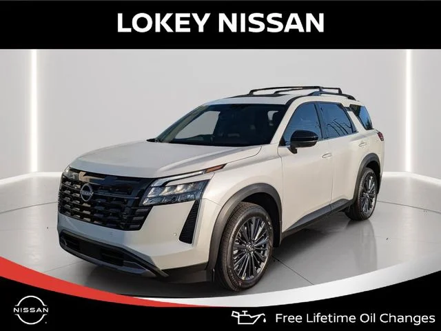 2026 Nissan Pathfinder SL 2WD's photo
