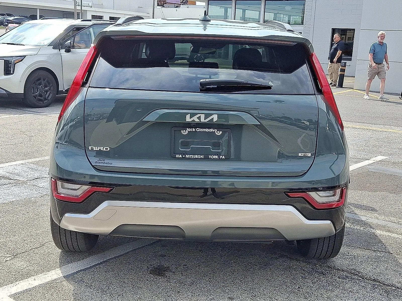 Certified Used 2023 Green Kia SX Touring image 6