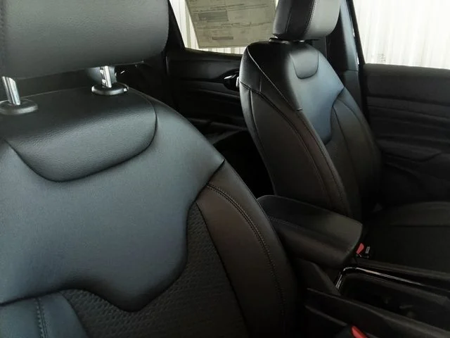 New 2026 Fathom Blue Pearl Coat Jeep Latitude image 27